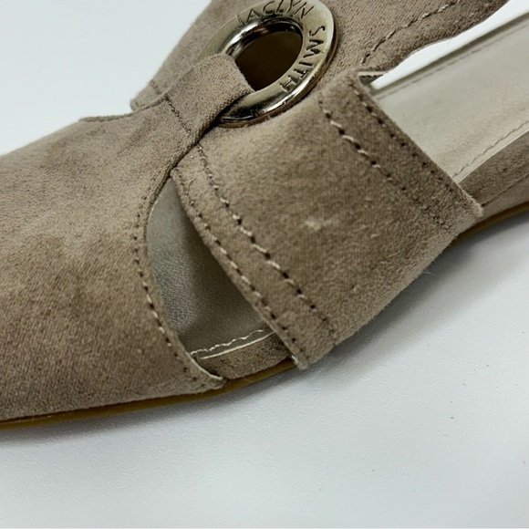 Jaclyn Smith Daphne Khaki Gray Faux Suede Strappy Wedge Heel Sandals Size 6 - Picture 10 of 15